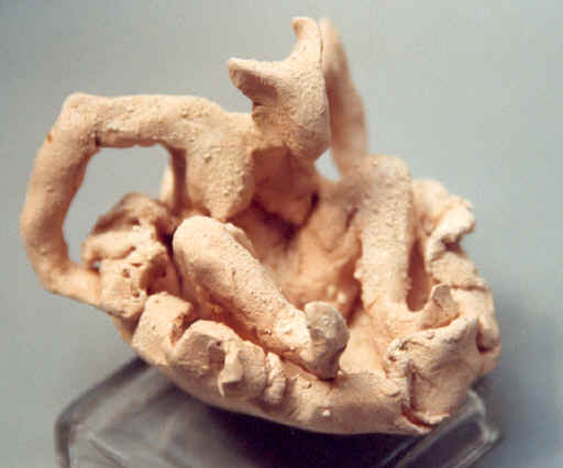 La Glisse, terre cuite (2004) copyright D. Aliquot (ADAGP)